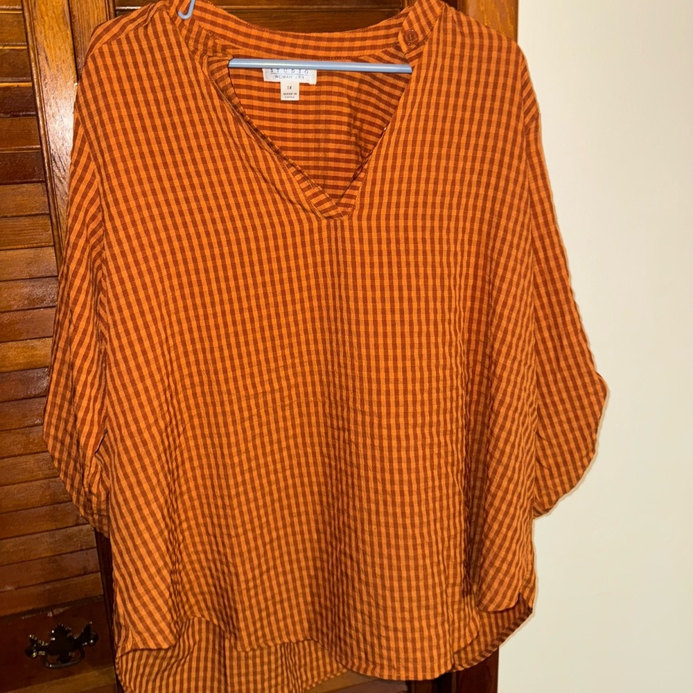Studio Orange 3/4 Sleeve Boxy Blouse
